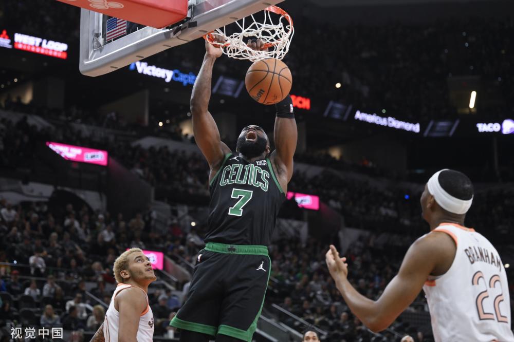 电撕裂了球 电撕裂了球