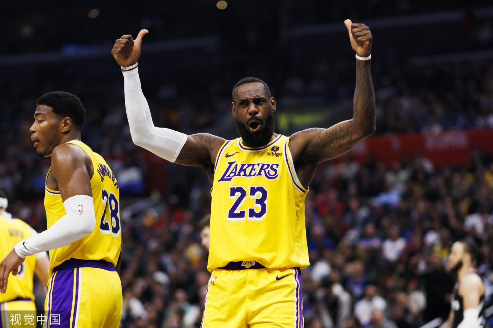 的中场核心 的中场核心